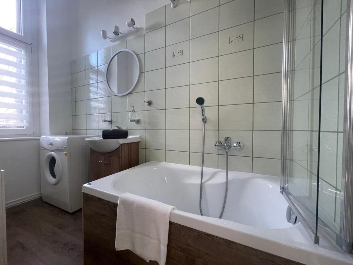 Przytulne Studio 3City W Sopocie Dla Czterech Osob Z Wanna By Noclegi Renters Sopot Eksteriør bilde